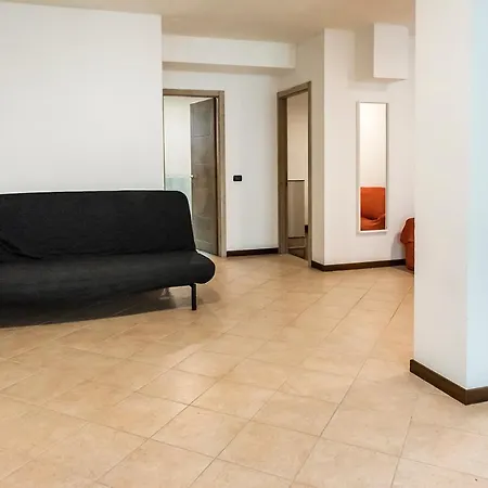 Apartman S265 - Ampia Taverna Bilocale *