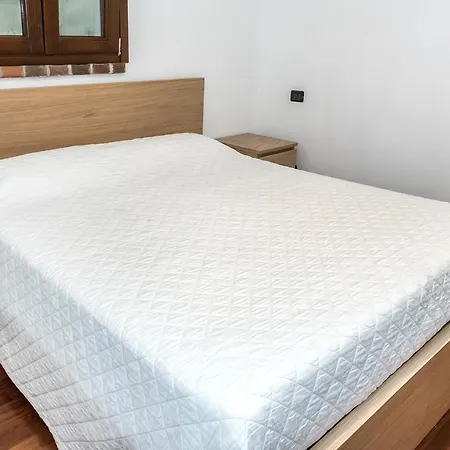 S265 - Ampia Taverna Bilocale *